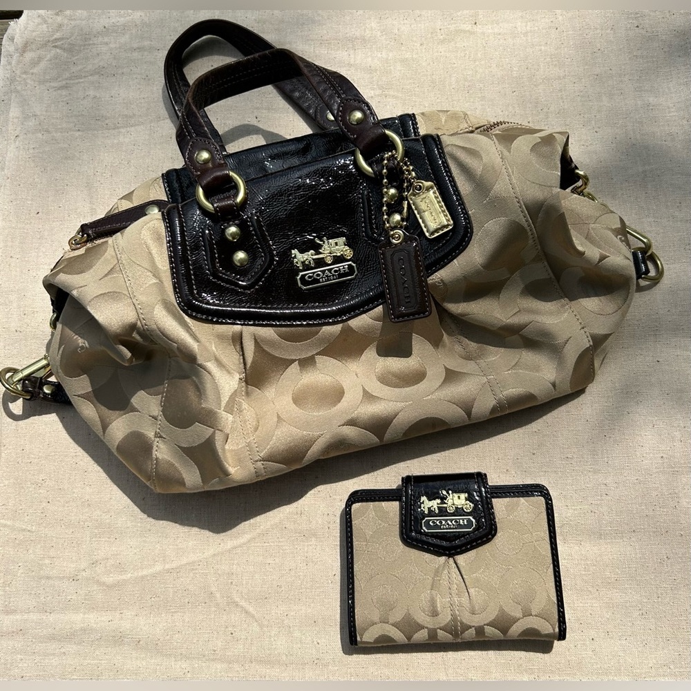🌟VINTAGE🌟CLASSIC COACH satchel handbag matching wallet patent leather fa…